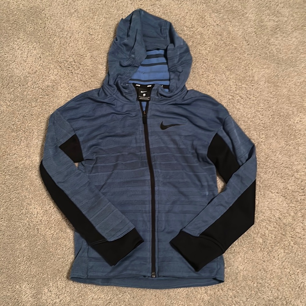 Nike boys zip up sweatshirt